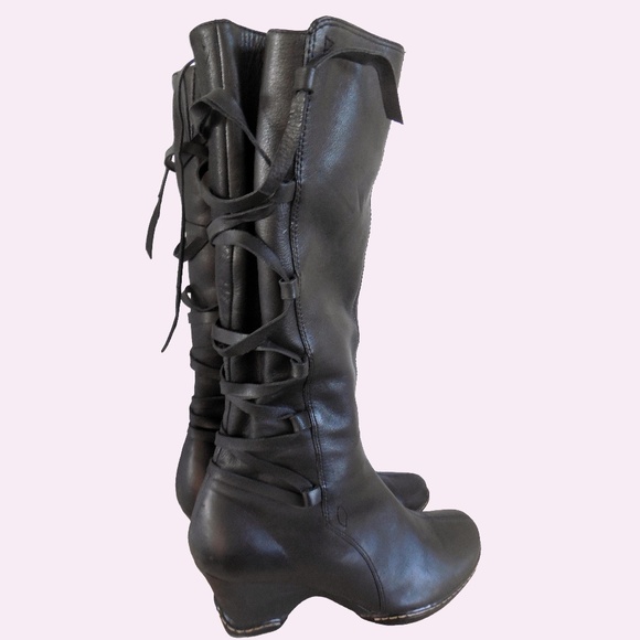 Sofft Women's Sz 8 Black Leather Tall Pull-on Boots with Back Laces - Picture 1 of 8